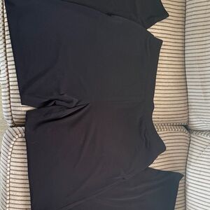 NWOT- Susan Graver Black Everyday Stretch Bottoms with slits on each leg